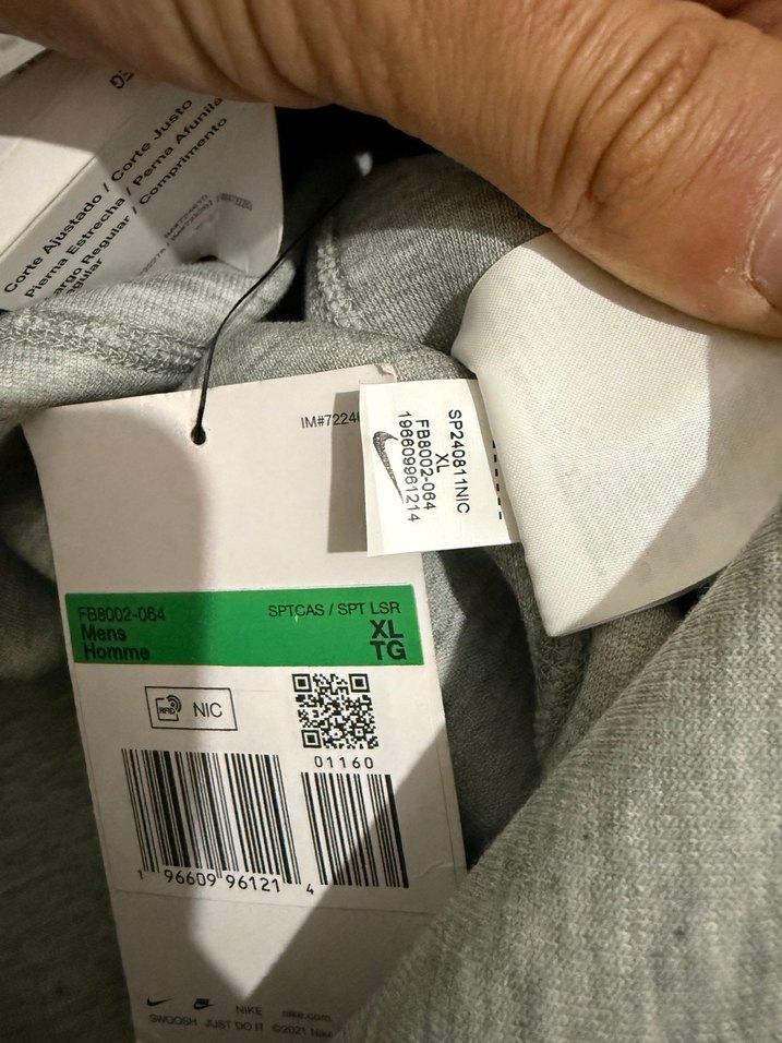 Nike Tech Fleece Panda Eşofman Altı - Görsel 3