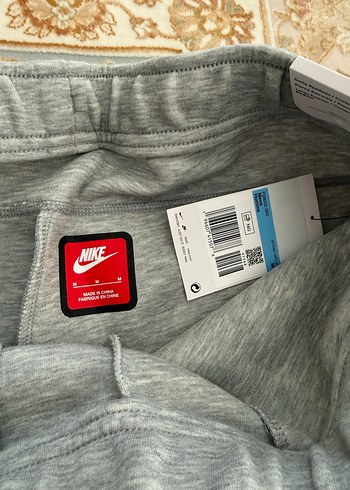 Nike Tech Fleece Gri Eşofman Altı - Görsel 4
