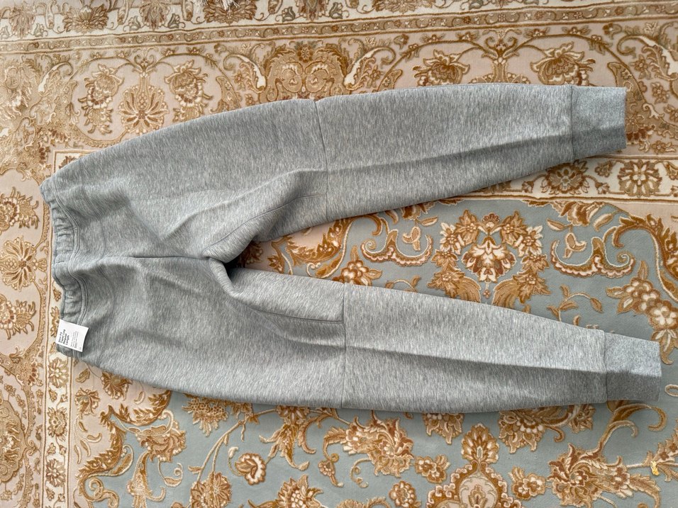 Nike Tech Fleece Gri Eşofman Altı - Görsel 2