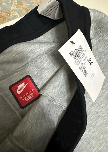 Nike Tech Fleece Panda Eşofman Altı - Görsel 3
