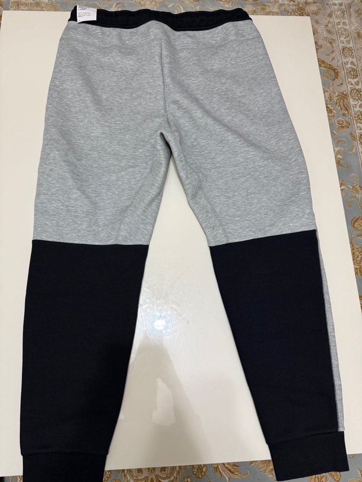 Nike Tech Fleece Panda Eşofman Altı - Görsel 4