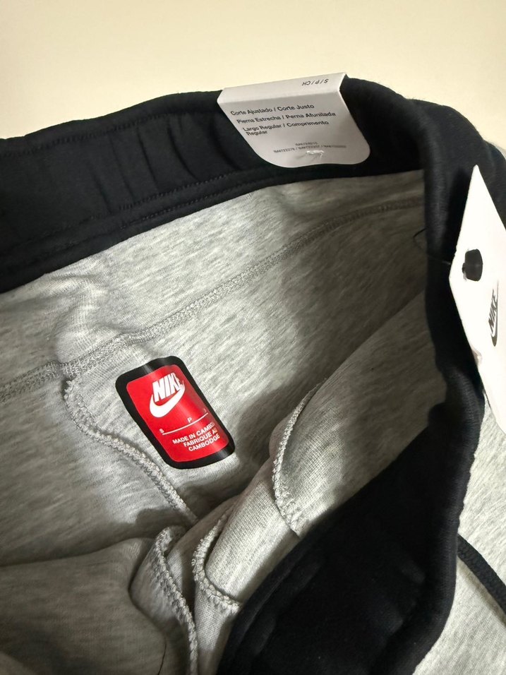 Nike Tech Fleece Panda Eşofman Altı - Görsel 2