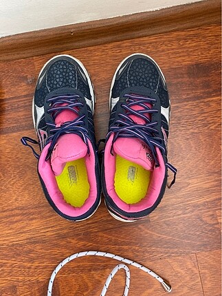 Skechers spor ayakkabı