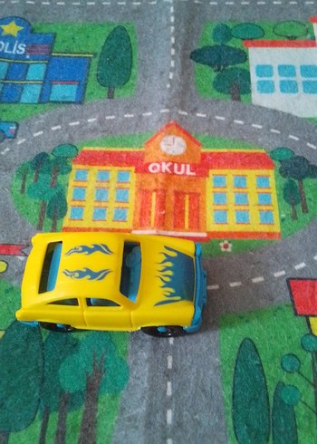 Renkli Çocuk Halısı - Sarı Araba Temalı - Görsel 7