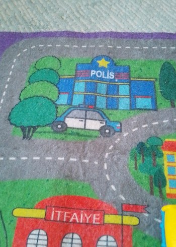 Renkli Çocuk Halısı - Sarı Araba Temalı - Görsel 6