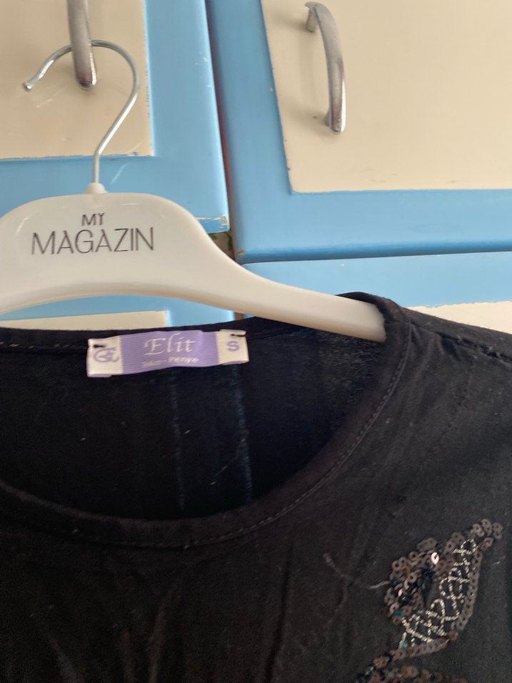 Payet Detaylı Siyah Uzun Kollu Hamile Bluzu - Görsel 4