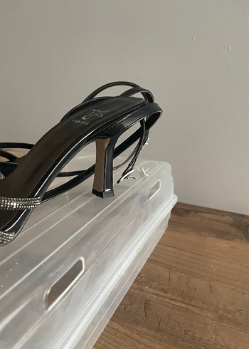 Siyah Yılan Desenli Stiletto Topuklu Kadın Ayakkabı - Görsel 3