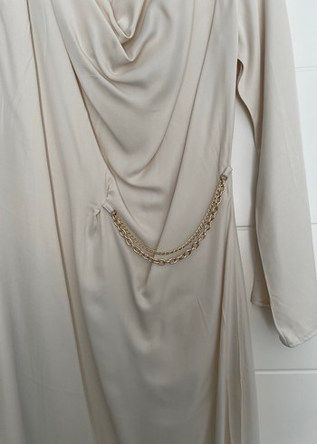 Drapeli Beyaz Uzun Elbise - Görsel 2