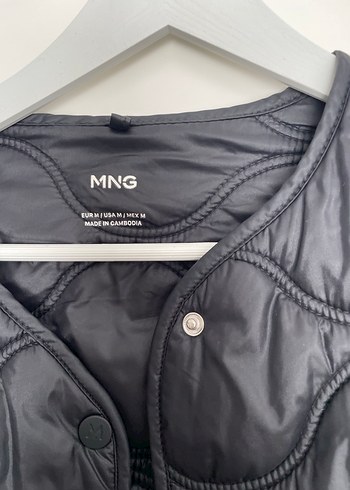 Düğmeli Siyah Mini Kadın Ceket - Görsel 4