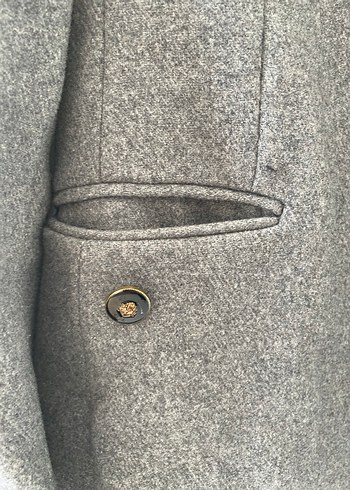 Gri Düğmeli Kadın Kaban - Görsel 5