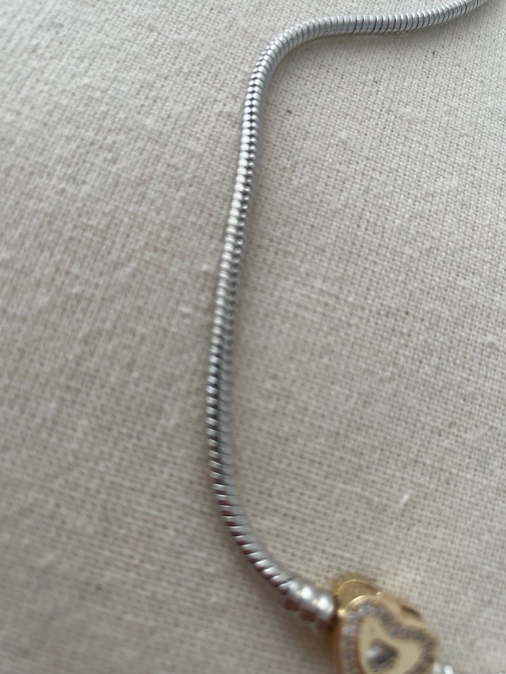 Zincir Detaylı Altın Renkli Kadın kolye - Görsel 3