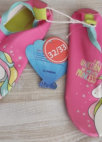 Havuz terliği pisi pisi 