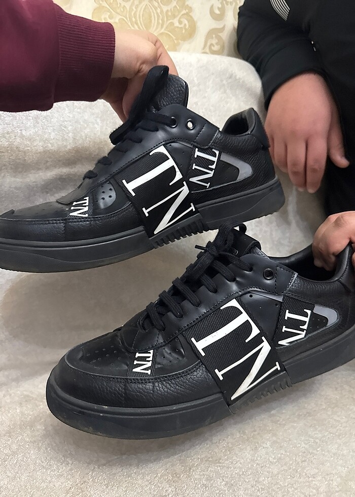 Orjinal Valentino garavanı - Görsel 4