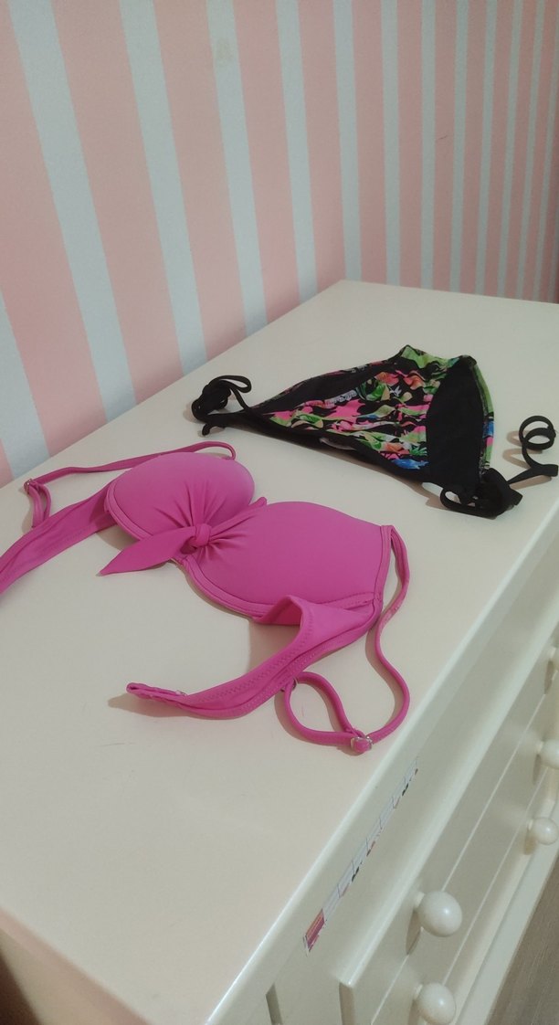 Pembe Fiyonk Detaylı Renkli Desenli Bikini - Görsel 3