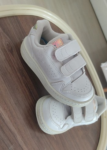 Kız Çocuk Beyaz Cırt Cırtlı Spor Ayakkabı - Görsel 2