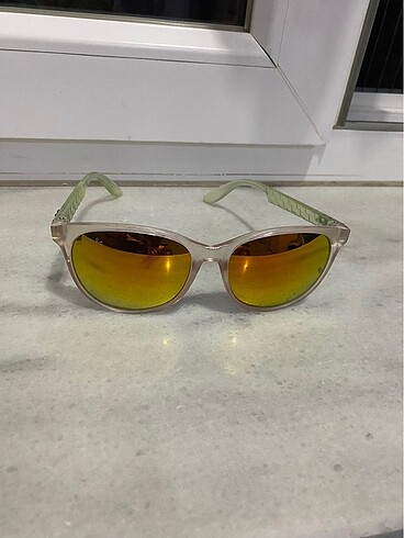 Ray ban orjinal bayan güneş gözlüğü
