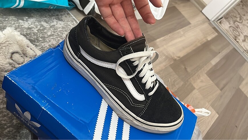 38,5 Beden siyah Renk Vans ayakkabı