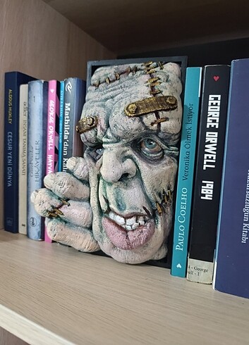 Diğer Frankenstein Kitaplık ayracı Booknook 