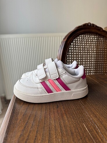 25 Beden Adidas kız çocuk ayakkabı