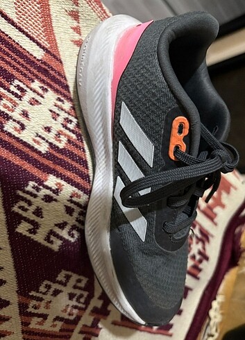 Adidas orijinal kiz cocuk ayakkabi 30.5 no - Görsel 7