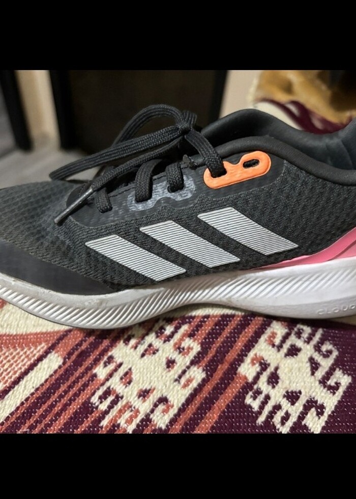 Adidas orijinal kiz cocuk ayakkabi 30.5 no - Görsel 4