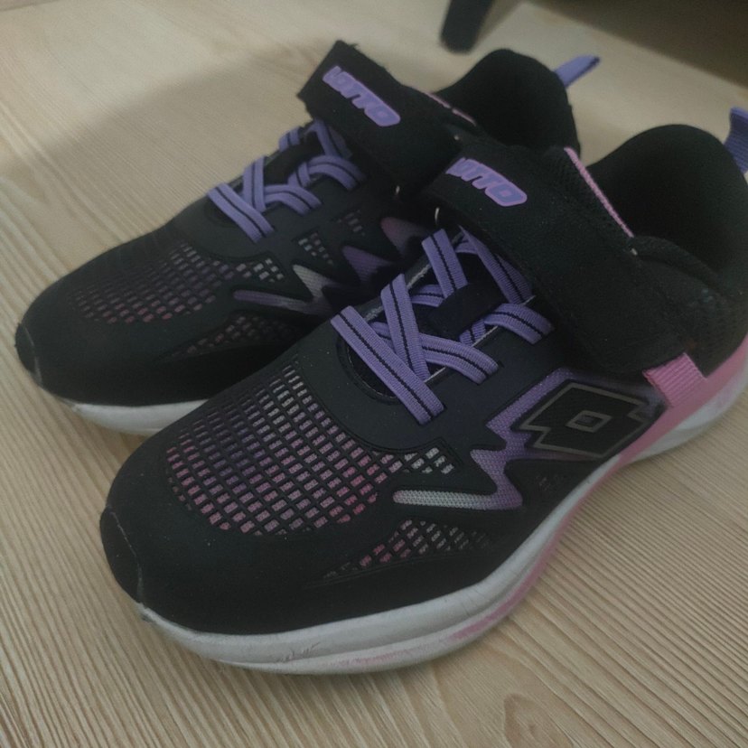 Kız Çocuk spor ayakkabı 32 no lotto - Görsel 2