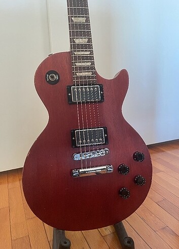 Gibson Les Paul Studio Faded Worn Cherry