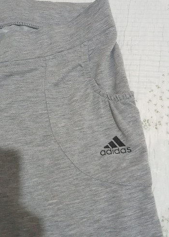 Gri Kadın Mini Rahat Kesim Şort - Görsel 2