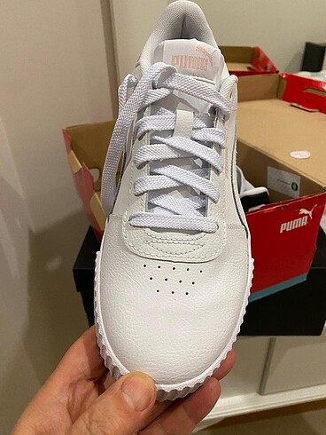 39 Beden beyaz Renk Puma spor ayakkabı