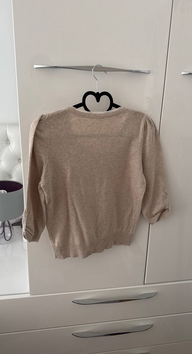 Düğmeli Bej Kadın Midi Hırka - Görsel 3