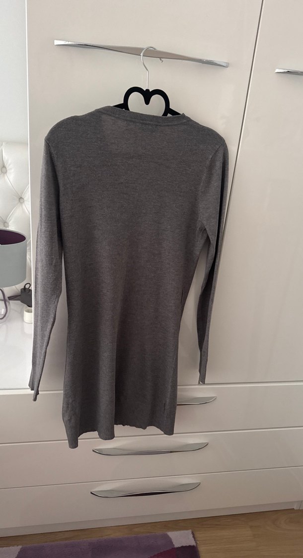 Gri Uzun Kollu Düğmeli Kadın Hırka - Görsel 4