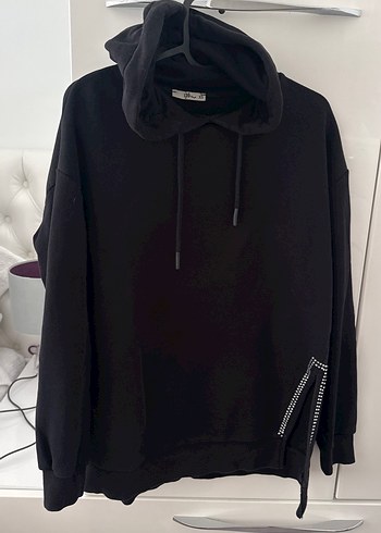 Siyah Kapüşonlu Kadın Sweatshirt - Görsel 2