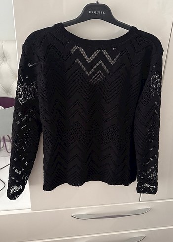 Siyah Nakışlı V Yaka Triko Bluz - Görsel 3