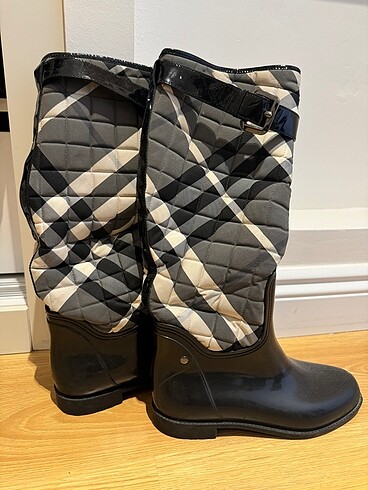 Burberry Çizme