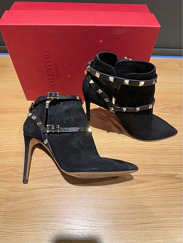 Valentino Valentino Rockstud Topuklu Bot