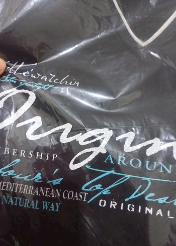 Erkek Siyah V Yaka Baskılı Tişört - Görsel 3