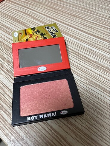 The balm hot mama 0allık