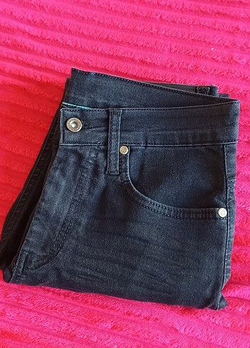 Erkek çocuk kot pantolon{10-11 yaş} - Görsel 4