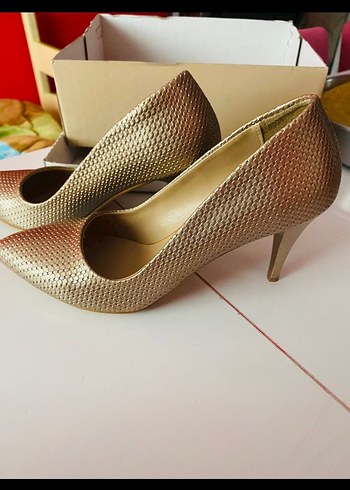 Bej Parlak Yılan Desenli Stiletto - Görsel 2