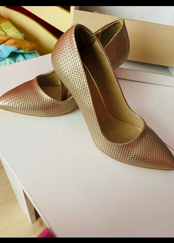 Bej Parlak Yılan Desenli Stiletto - Görsel 3