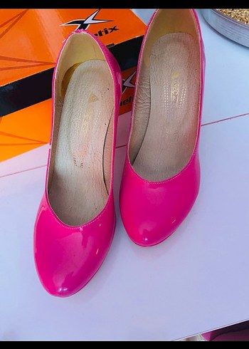 Kadın Parlak Pembe Stiletto Topuklu Ayakkabı - Görsel 4