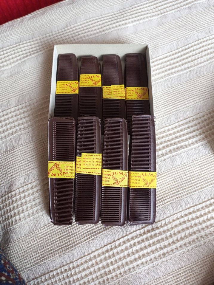 4'lü Kahverengi Plastik Tarak Seti - Görsel 3