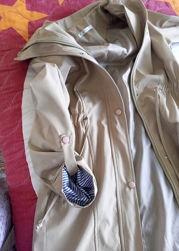 Düğmeli Bej Uzun Kadın Trençkot - Görsel 5