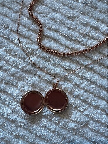 Diğer İkili rose gold takı hiç kullanılmadı