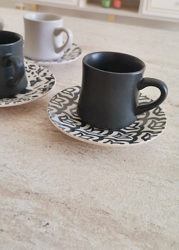 Perotti Siyah Beyaz Kahve Fincan Seti - Görsel 5