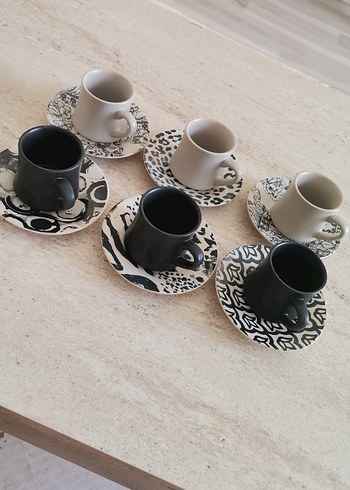 Perotti Siyah Beyaz Kahve Fincan Seti - Görsel 3