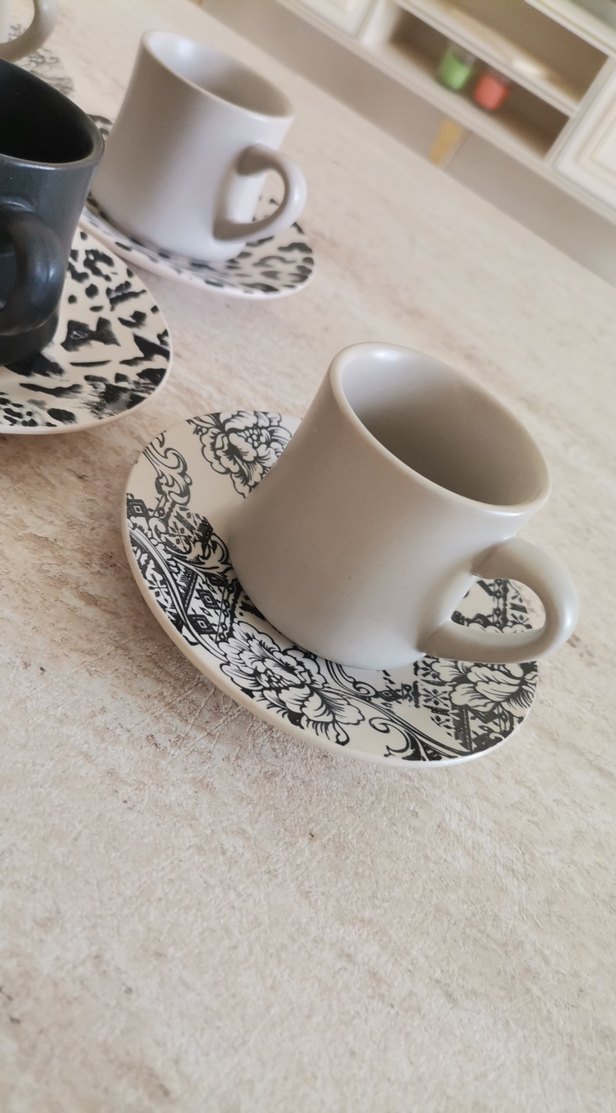 Perotti Siyah Beyaz Kahve Fincan Seti - Görsel 4