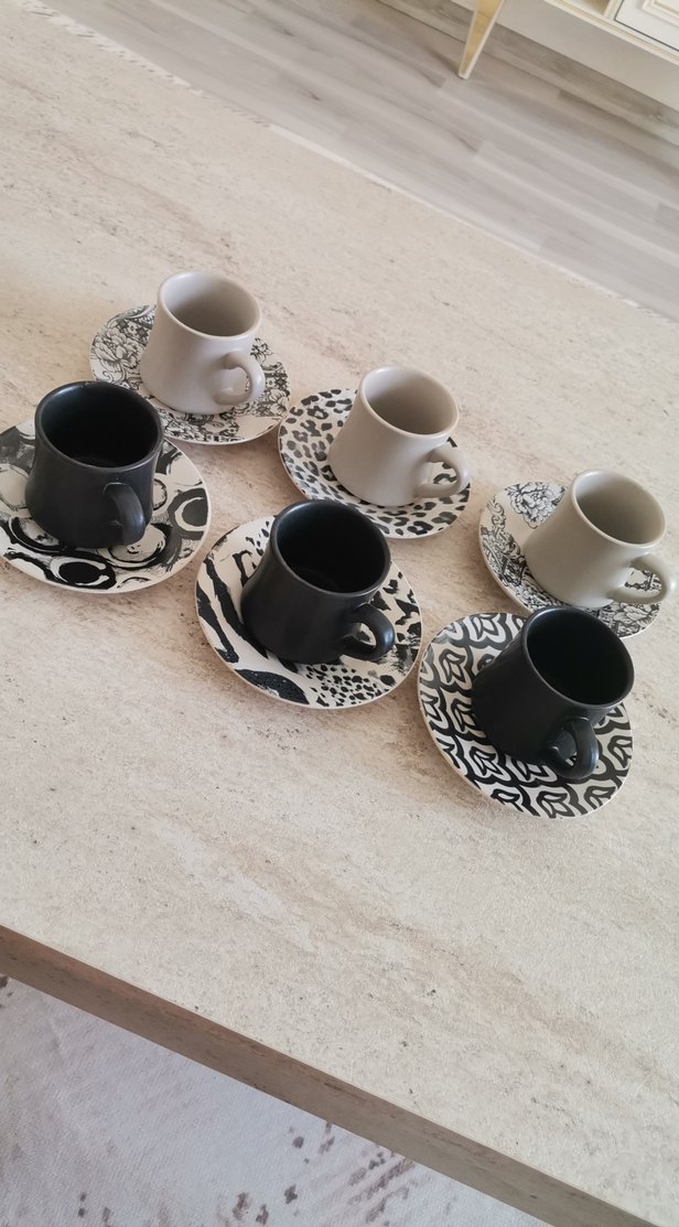 Perotti Siyah Beyaz Kahve Fincan Seti - Görsel 3
