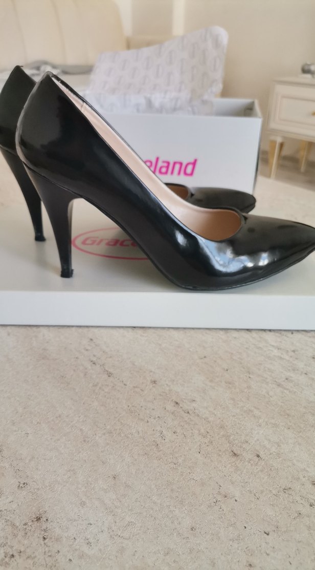 Siyah Rugan Stiletto Topuklu Kadın Ayakkabı - Görsel 3