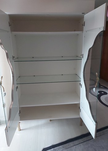 Cam aynalı vitrin - Görsel 2